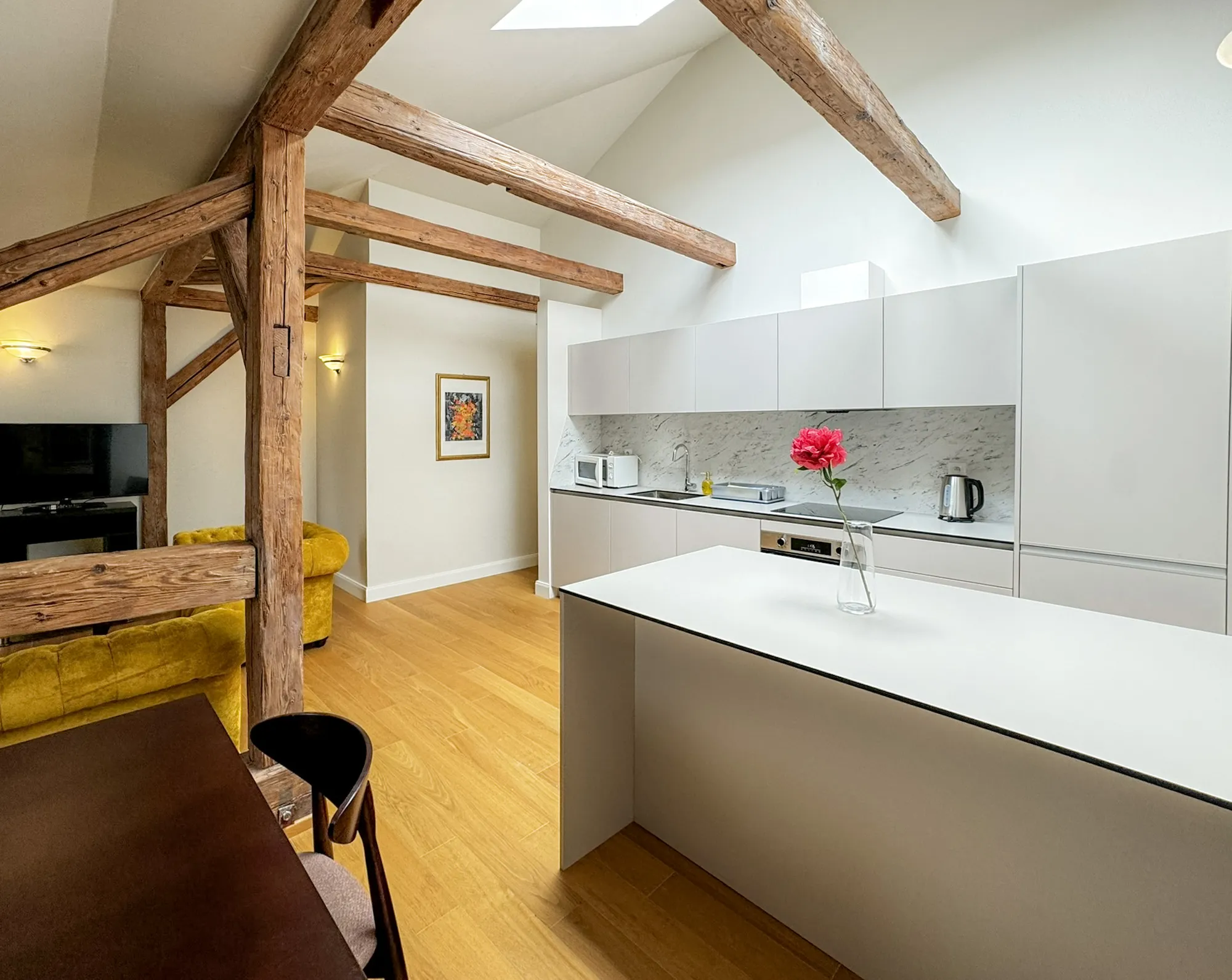 Náhled galerie Podkrovní apartmán se 2 ložnicemi 2