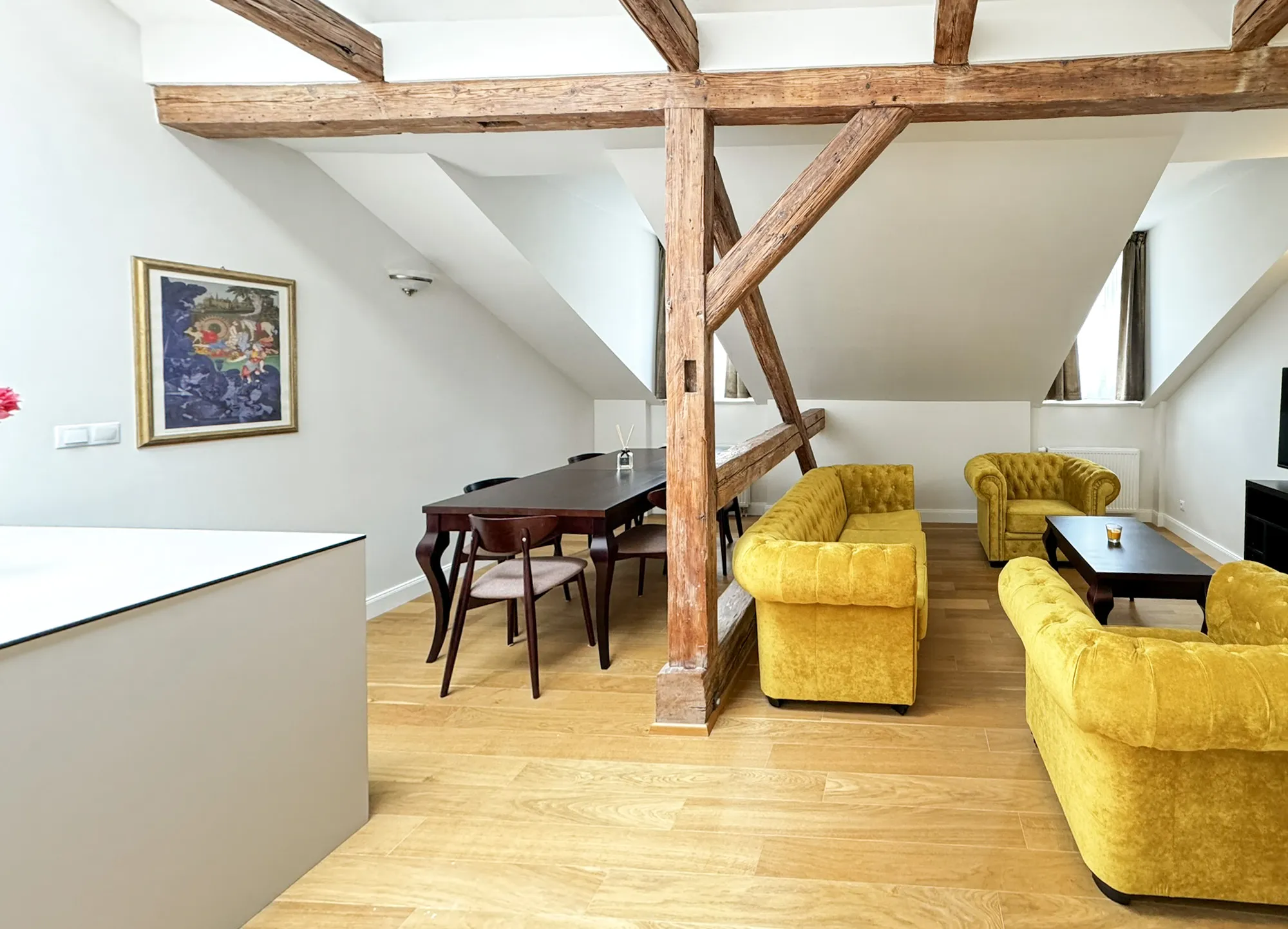 Hlavní fotografie Podkrovní apartmán se 2 ložnicemi